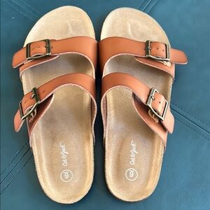 Cat & Jack Women's Tan Sandals 9